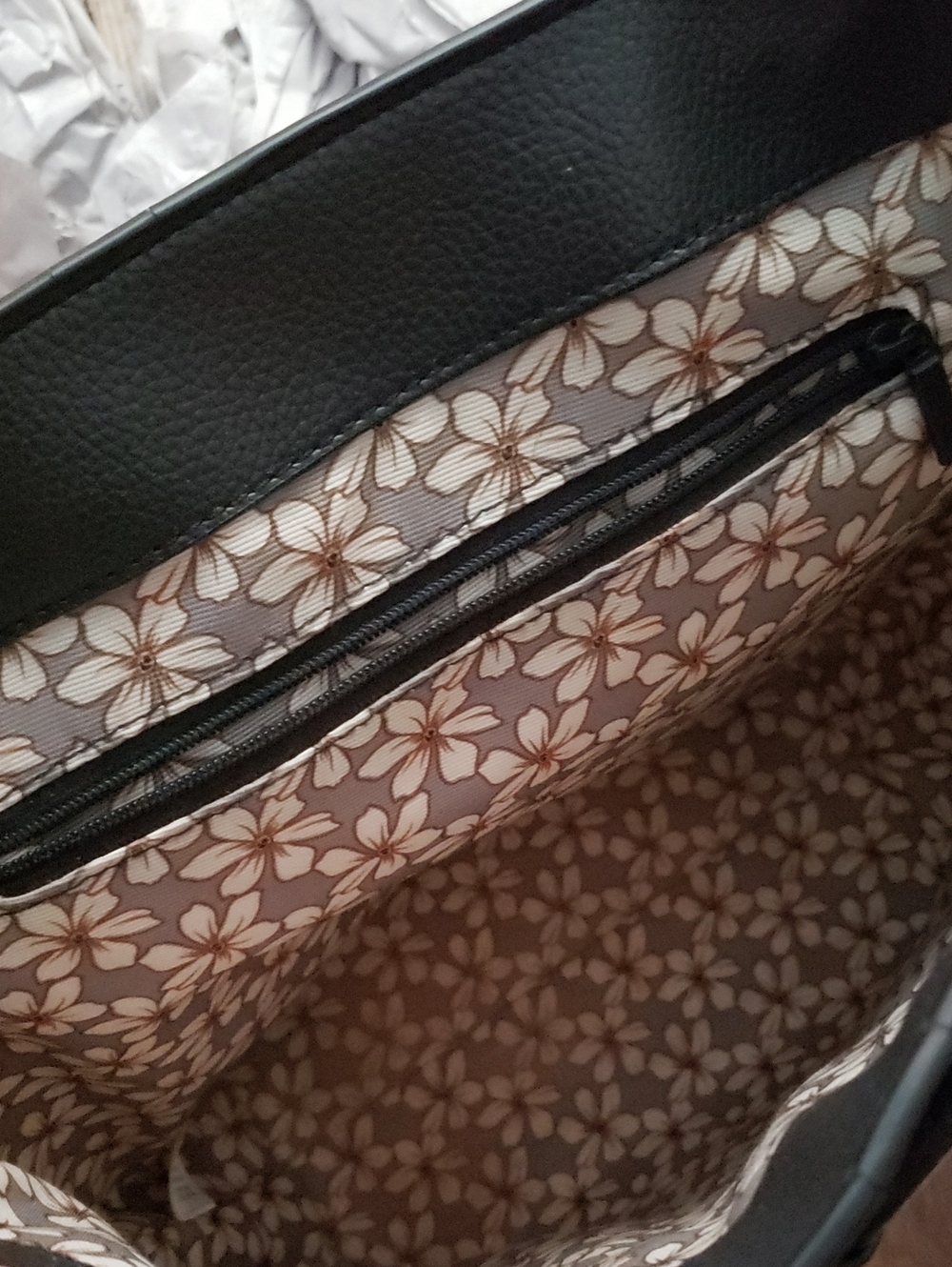 NWT VB backpack Purse - Picture 5 of 10